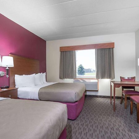 Americinn By Wyndham Baldwin Bagian luar foto
