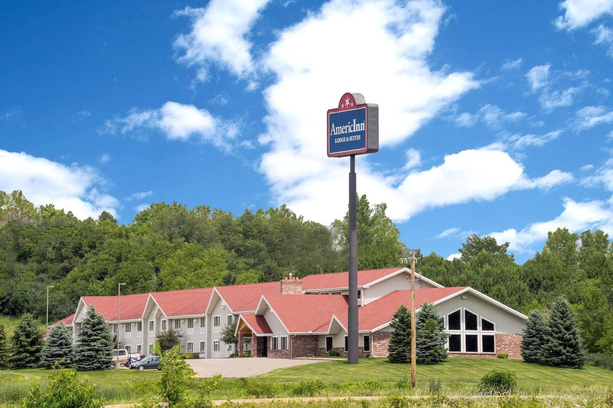 Americinn By Wyndham Baldwin Bagian luar foto
